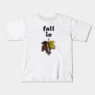 Fall in love Kids T-Shirt